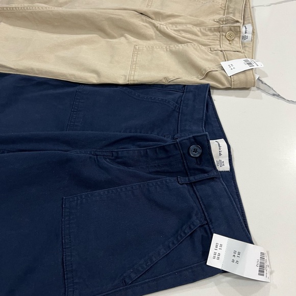 Abercrombie Kids cargo navy and khaki pants - Picture 3 of 5